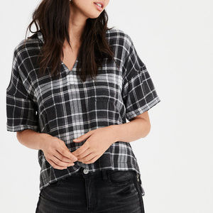 AMERICAN EAGLE Plaid Pullover Top